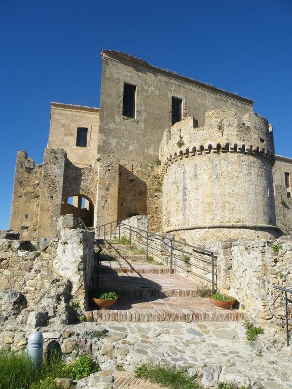 Couette-café Sveva Rocca Imperiale